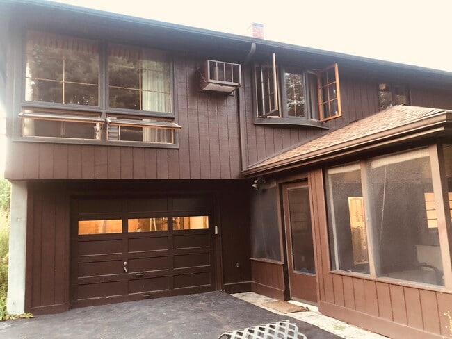 Building Photo - 3112 Belmont Ave