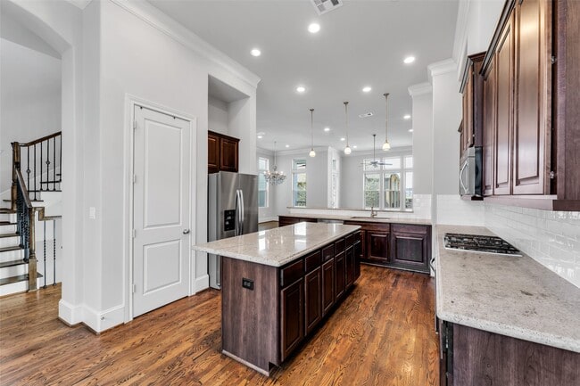 Building Photo - 2711 Arabelle Grove