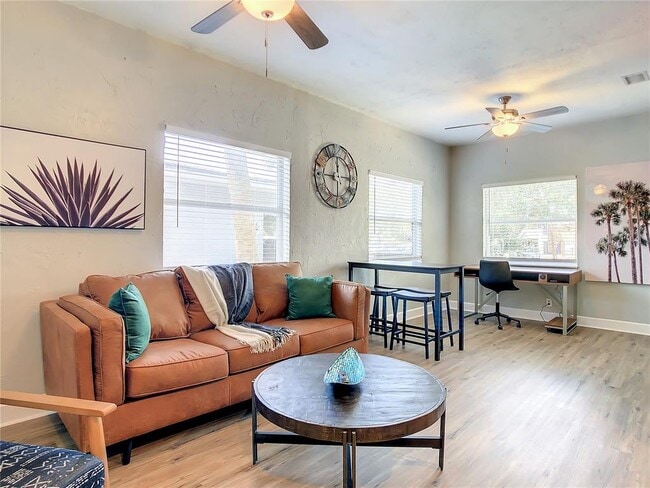 Building Photo - 2121 Dr M.L.K. Jr St N