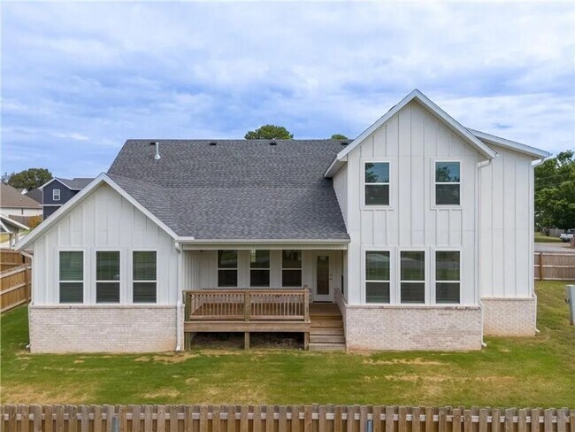 Building Photo - New Beginnings Start At AMRR: Beautiful Newer Construction Home in Prairie Grove