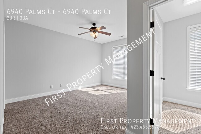 Building Photo - 6940 Palms Ct