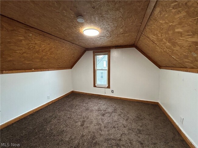 Building Photo - 3448 E 69th St