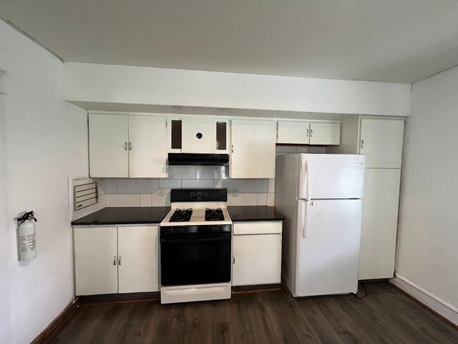 Building Photo - 4 Bedroom House near Albright College