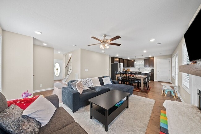 Building Photo - 1084 Barnhill Rd