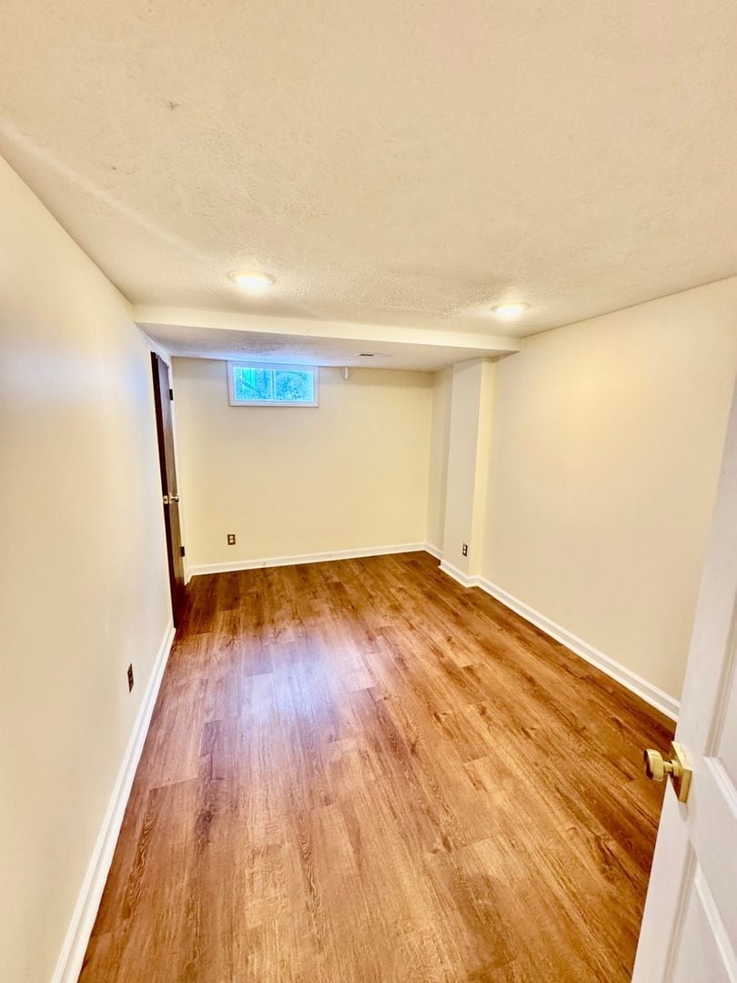 Building Photo - 604 N Mantle Ave
