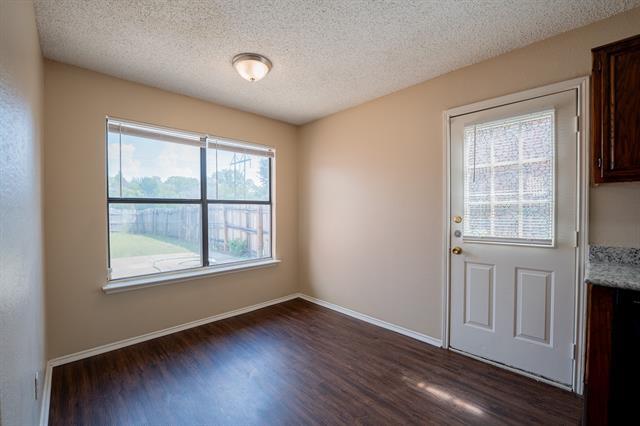 Building Photo - 832 Winding Creek Dr