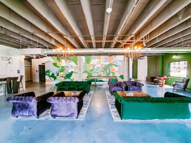 Building Photo - Dahlman Flats - Little Italy One Bedroom