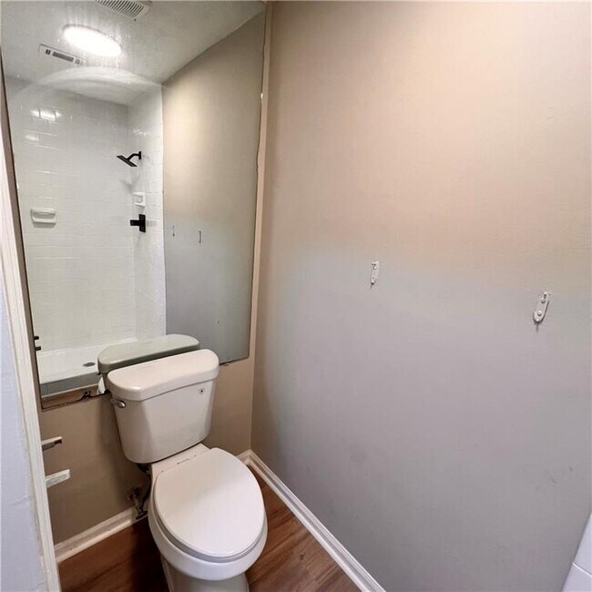 Building Photo - 3254 Strawberry Ln