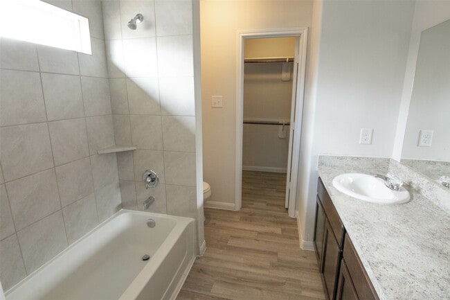 Building Photo - 5415 Tobins Gully Dr