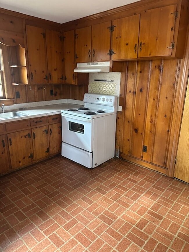 Building Photo - 1228 York St