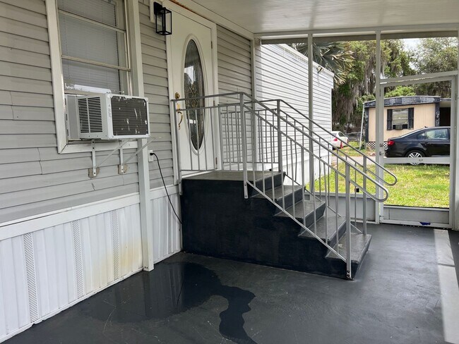 Building Photo - Charming Updated 3-Bedroom Home Near Lake Nona – Move-In Ready!