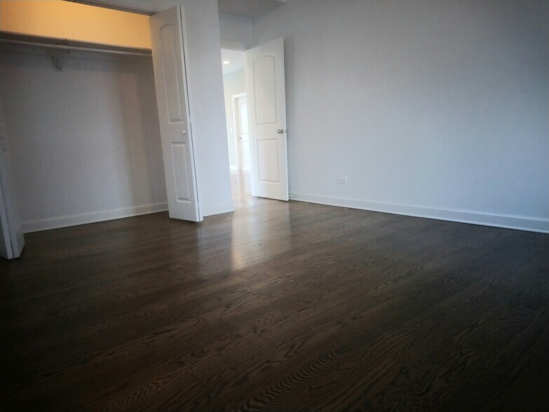 Bedroom - 2800 W Logan Blvd