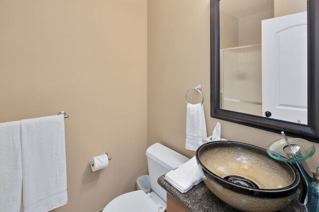 Building Photo - 2717 E Yesler Wy