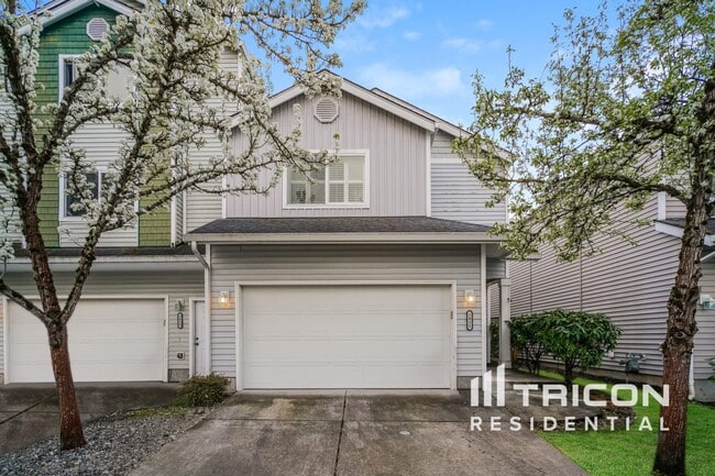 Building Photo - 1811 NE 89th Cir