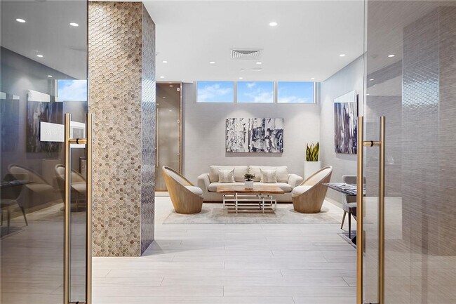 Building Photo - 701 N Fort Lauderdale Beach Blvd