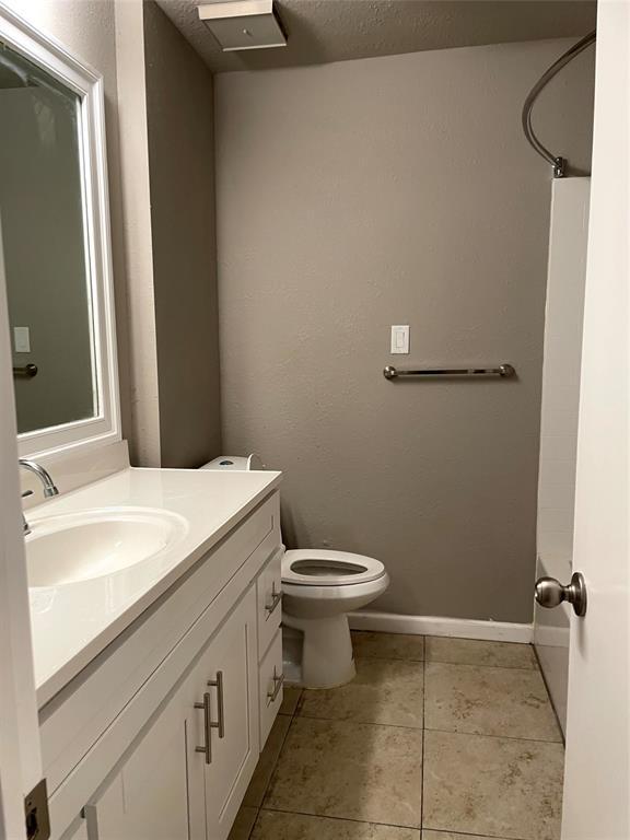 Building Photo - 3310 Boxelder Dr