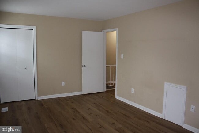 Building Photo - 6261 Alforth Ave