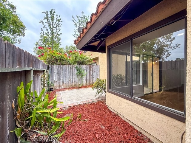 Building Photo - 1034 Romney Dr