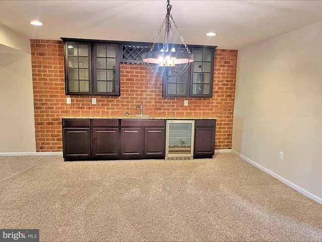 Building Photo - 120 Standpipe Rd