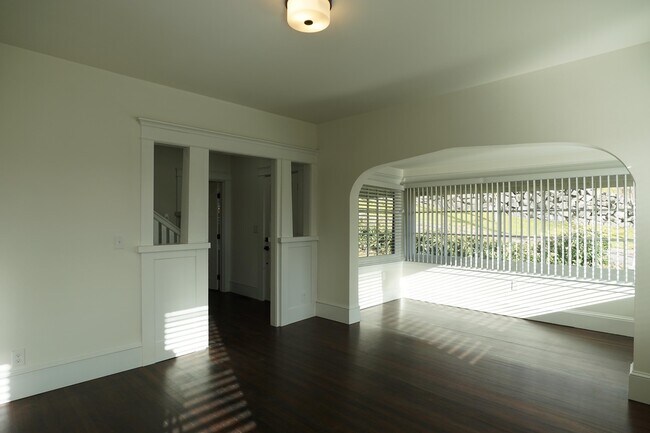 Building Photo - 2922 S Adams St