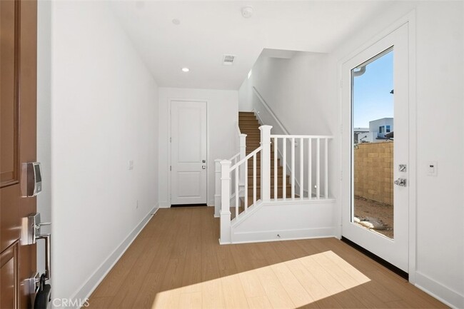 Building Photo - 125 Seep