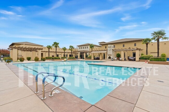 Building Photo - 6025 CreekBerry Wy