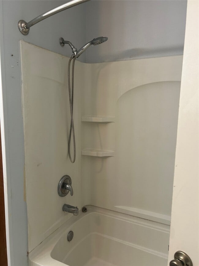 Building Photo - 17030 Morgan Ln