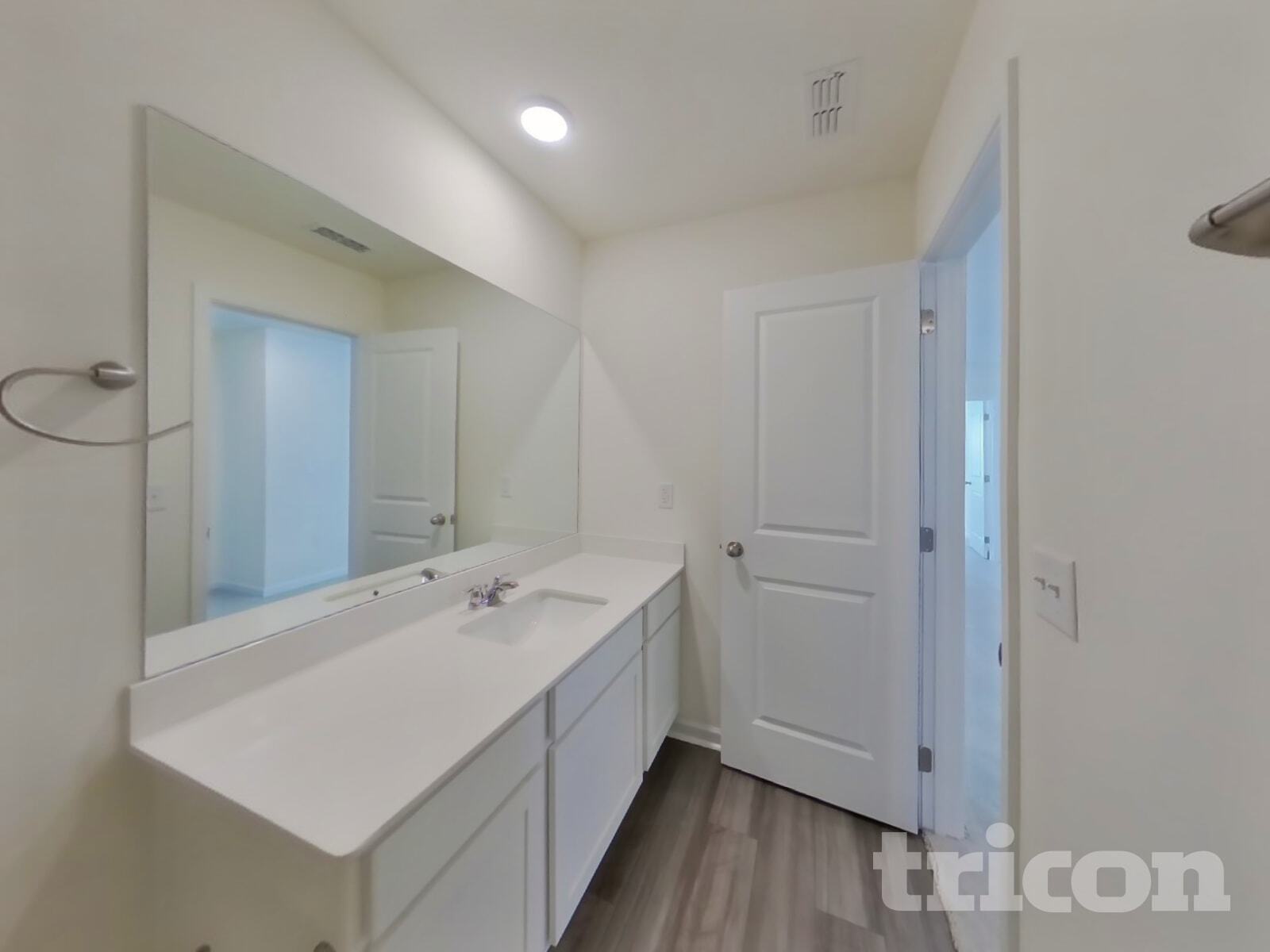 Building Photo - 1066 Large Poppy Dr