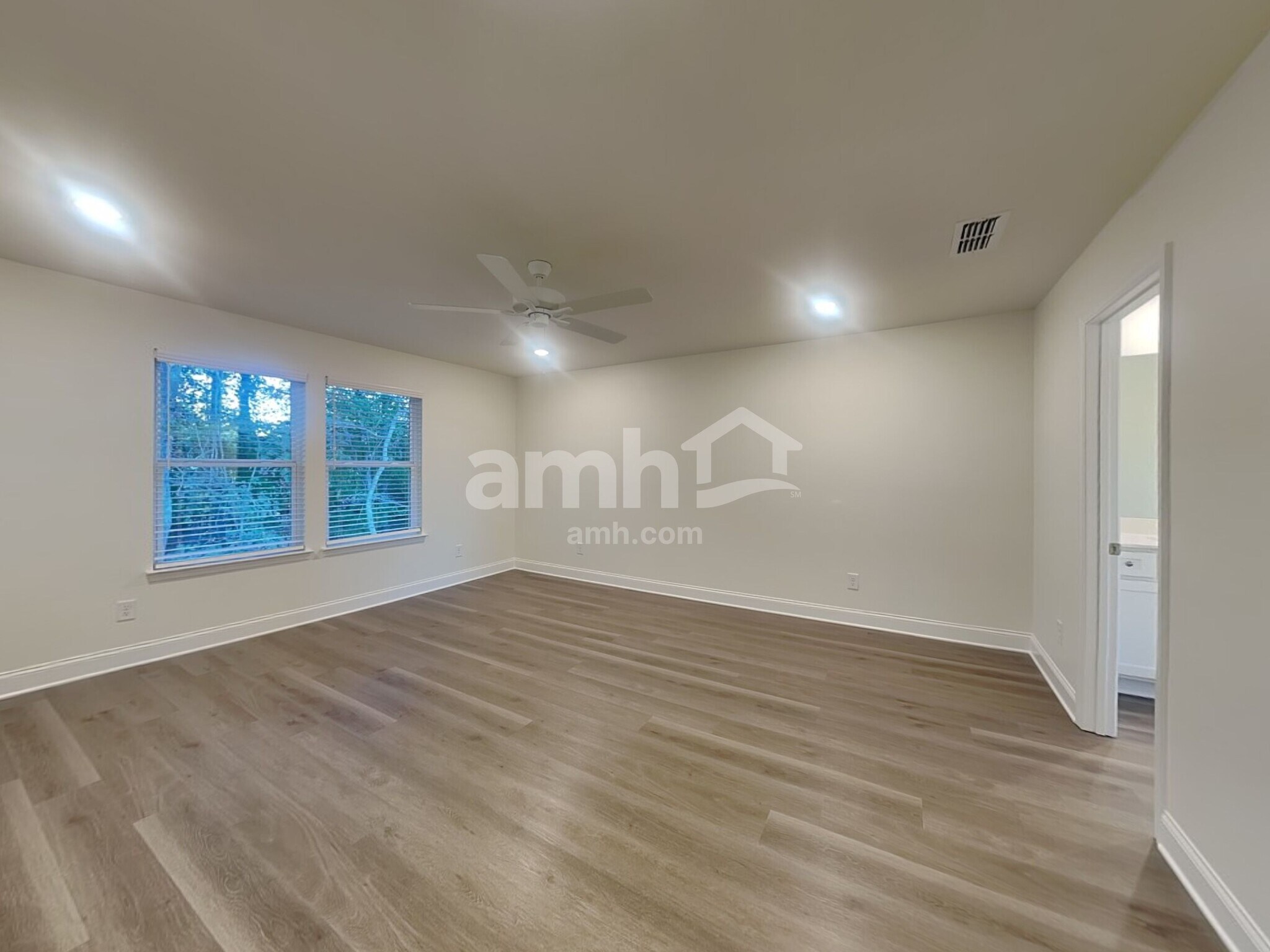 Building Photo - 830 Jubilation St