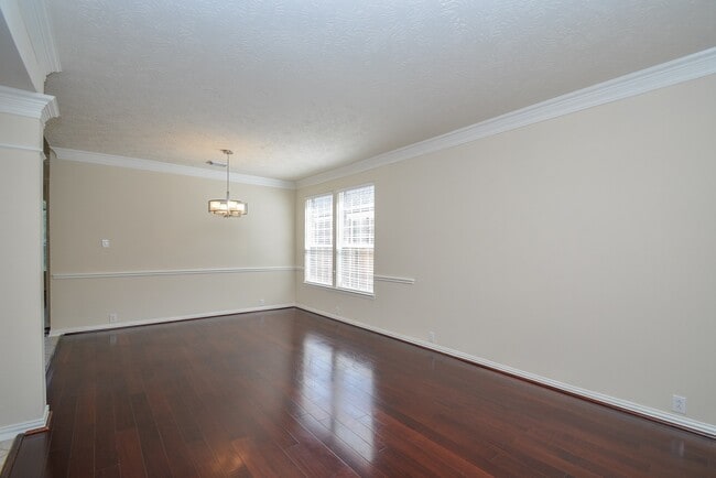 Building Photo - 4914 Big Spring Cir