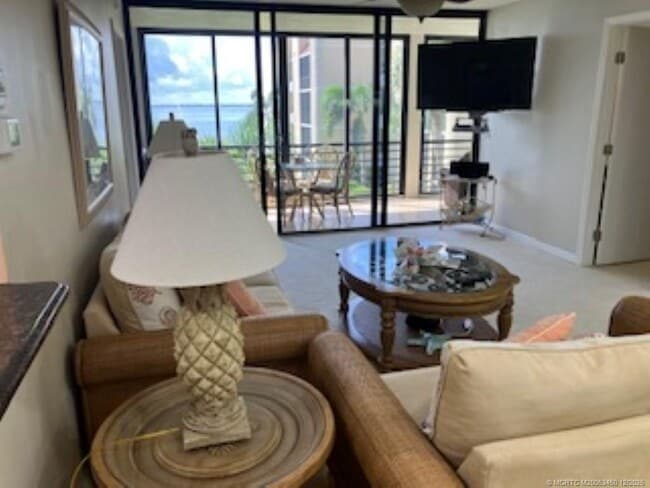 Building Photo - 3392 NE Causeway Blvd