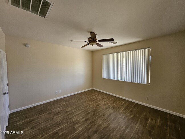 Building Photo - 14574 W Shaw Butte Dr