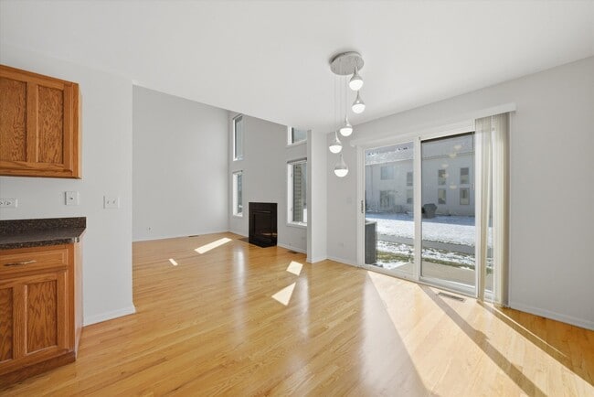 Building Photo - 8261 Pecan Pl