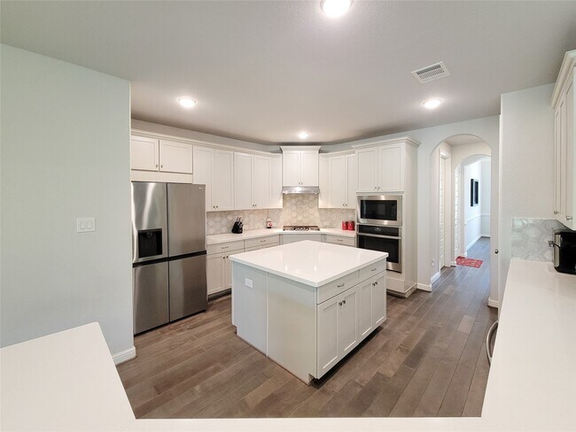 Building Photo - 17710 Dawn Ml Ln