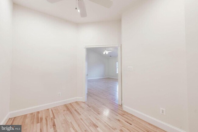 Building Photo - 2303 Sawtooth Oak Ct