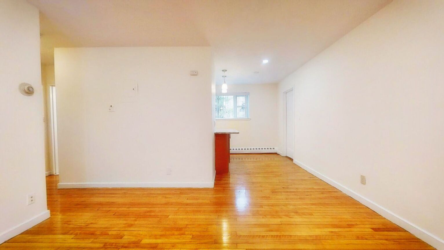 Building Photo - 62 Parkman St