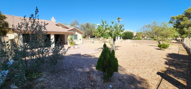 Building Photo - 5213 Orchard Hills Ave