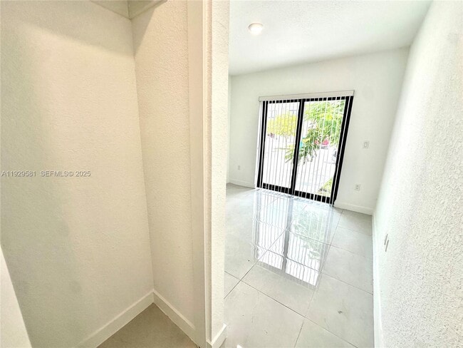 Building Photo - 1163 NW 2nd St