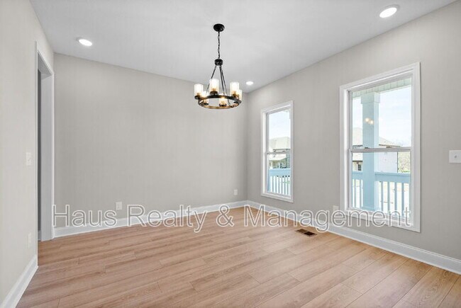 Building Photo - 248 Bluebell Dr