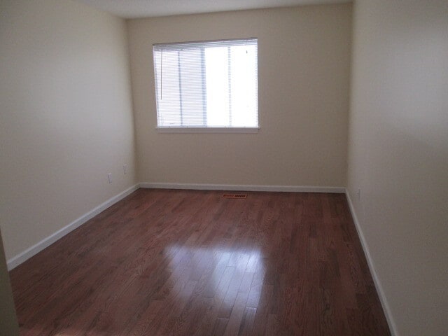 BEDROOM - 721 Robert Frost Dr