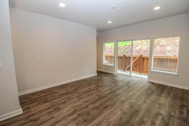 Building Photo - 10942 NE 189th St