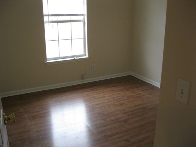 Building Photo - 133 Bordeaux Ln