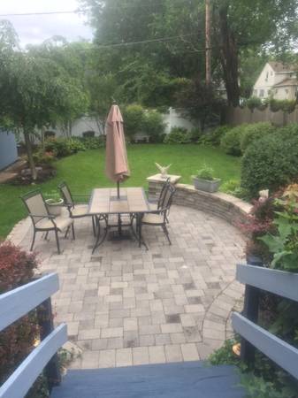 Building Photo - 50 E Bettlewood Ave