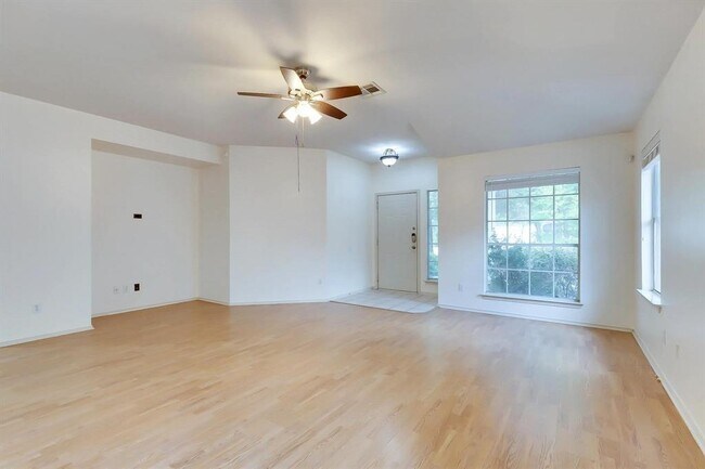 Building Photo - 3337 Cantera Way