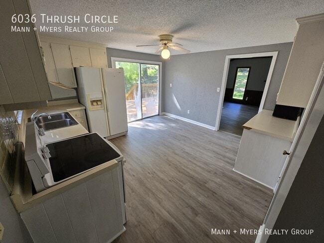 Building Photo - 6036 Thrush Cir