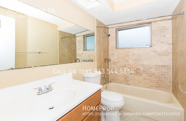 Building Photo - 7034 Parrot Dr