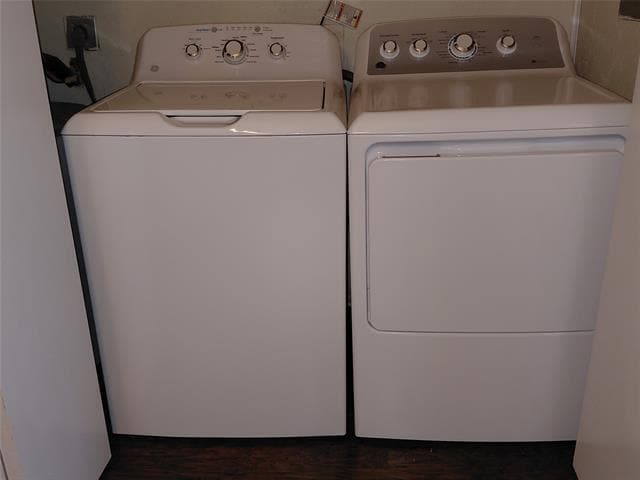 Building Photo - 562 Cumberland Dr