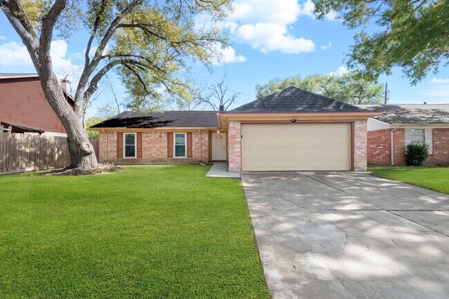 Building Photo - 2510 Marble Falls Dr