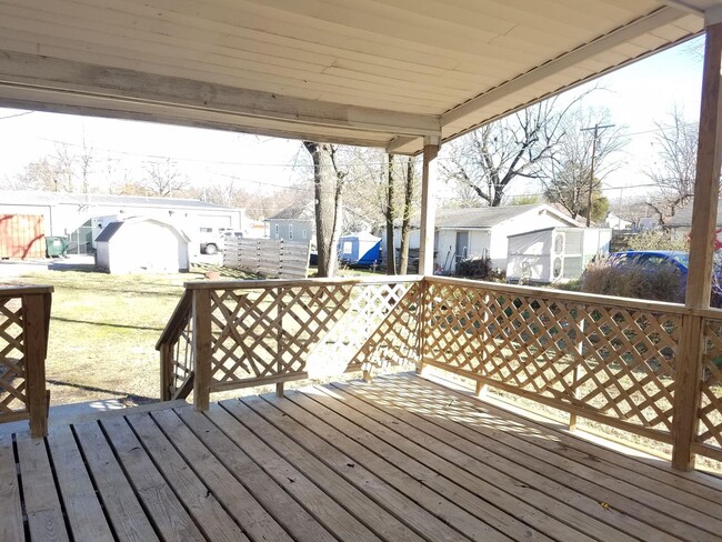 Building Photo - PRE-LEASING Available June 1, 2025. Proper...