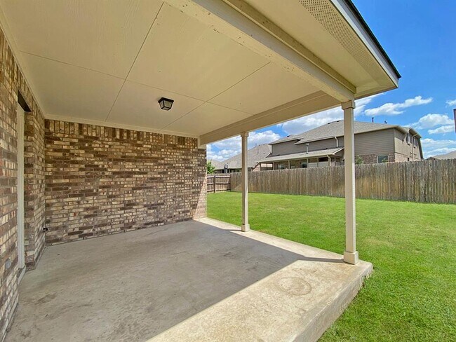 Building Photo - 528 Longhorn Cavern Rd